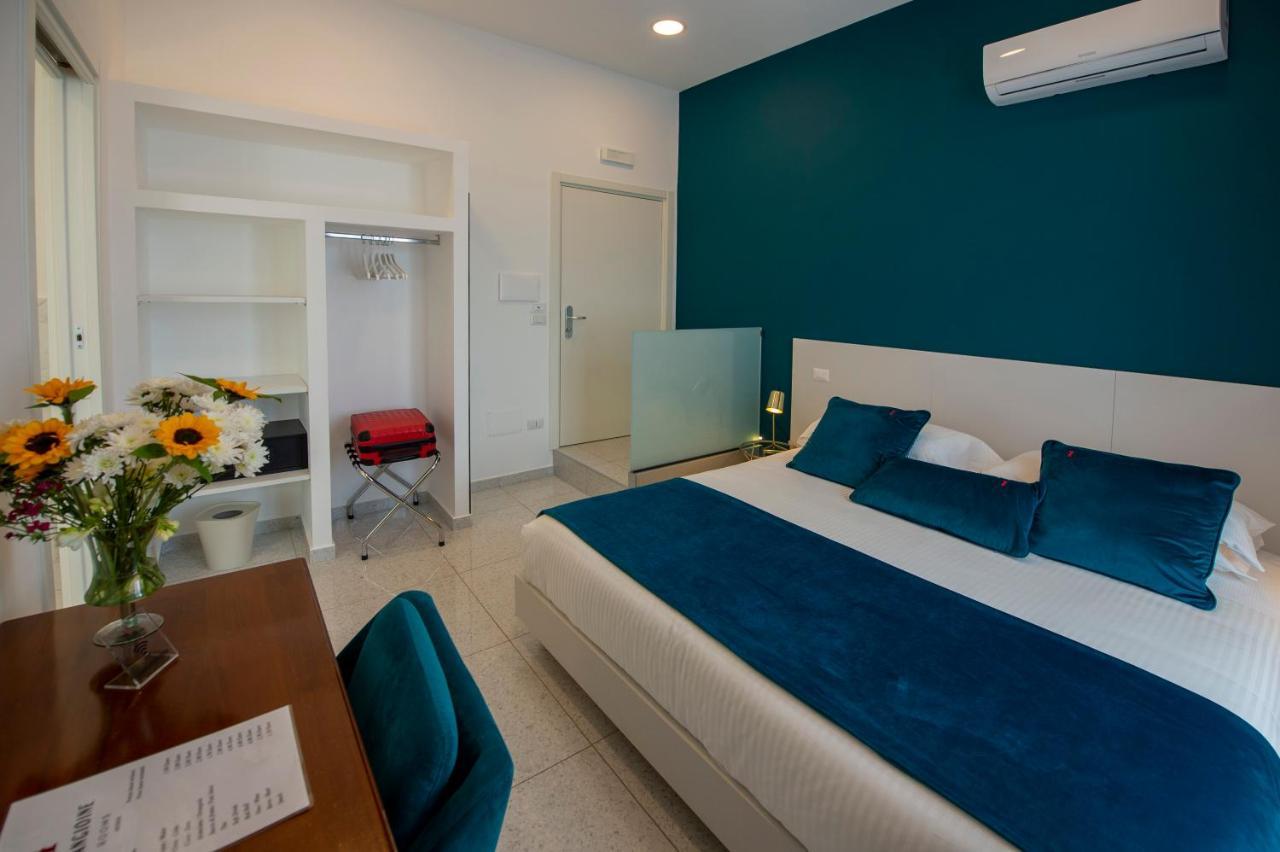 Le Angioine Rooms Naples Exterior photo