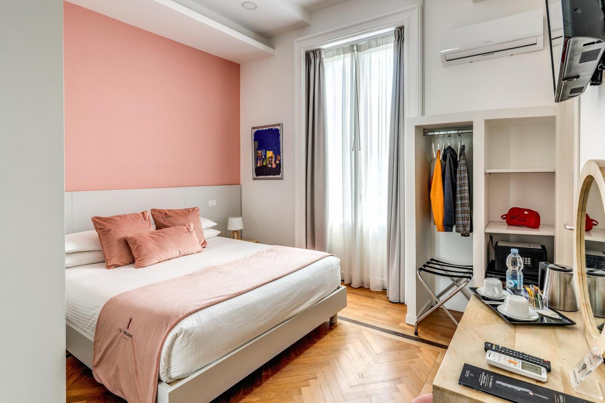 Le Angioine Rooms Naples Exterior photo